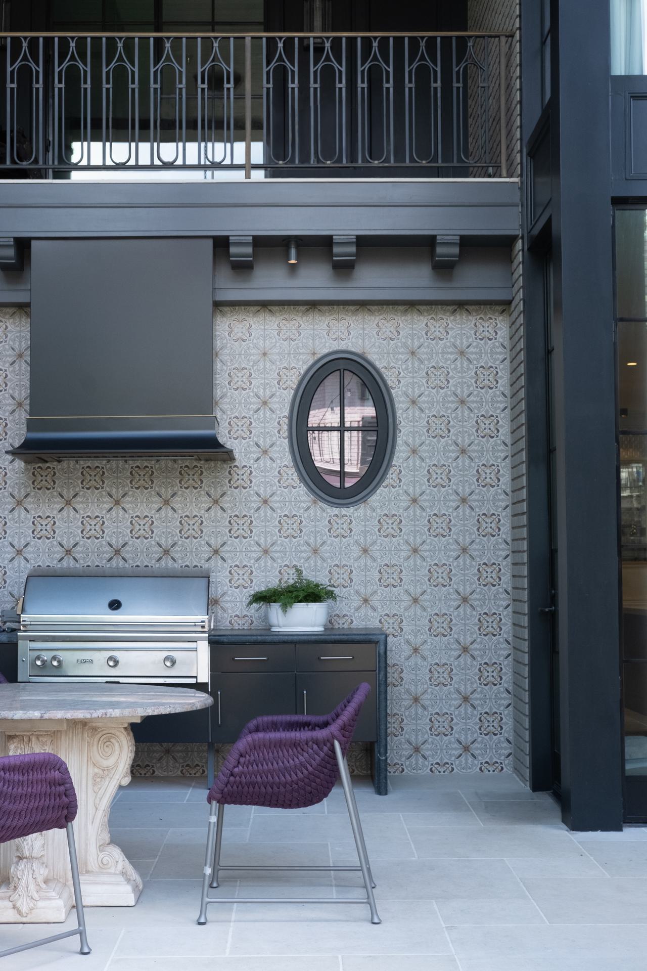 2023 WARE Porch 02