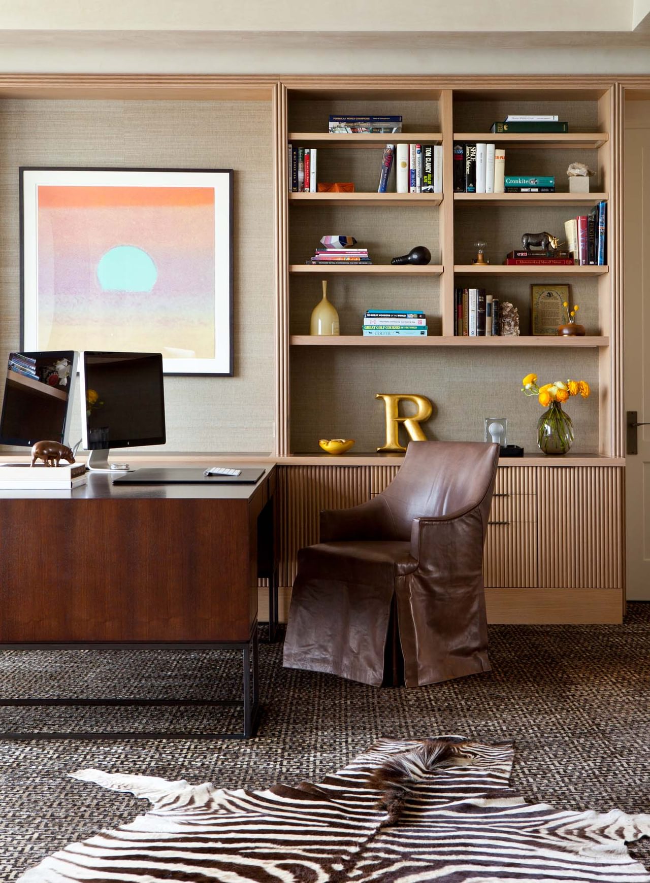 Penthouse 12 Office