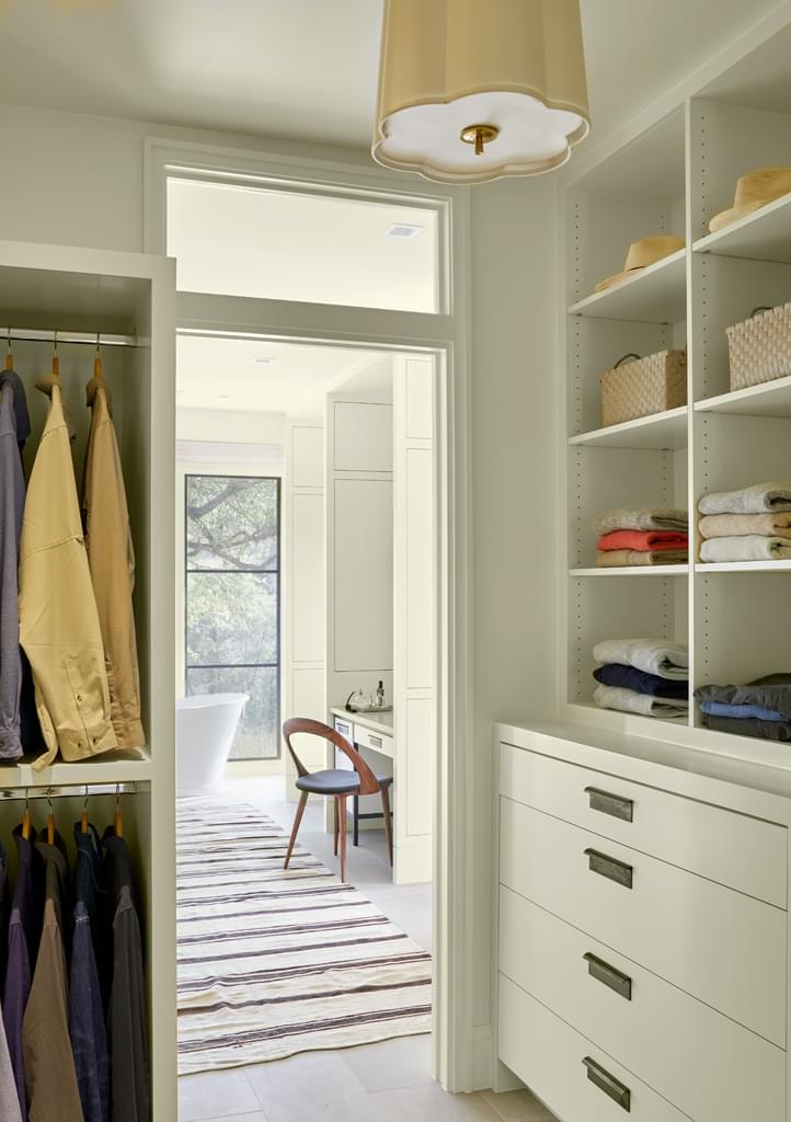 River Hills 14 Closet